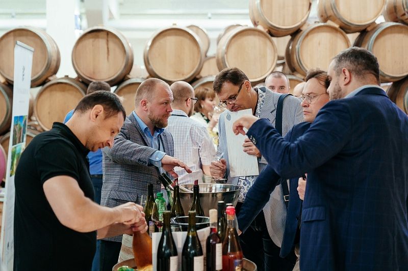 Первый в России благотворительный винный аукцион прошел в Краснодарском крае 