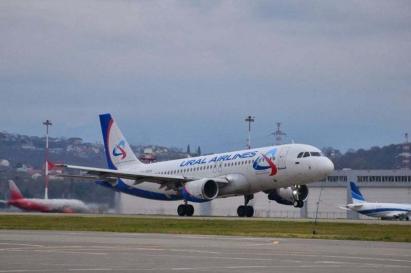 «Уральские авиалинии» запускают в марте рейсы из Сочи в Стамбул 