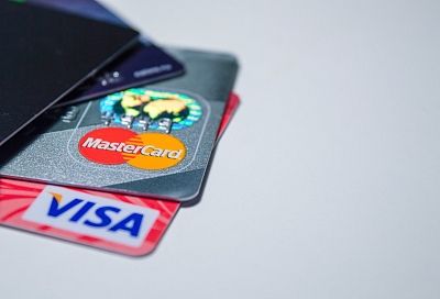 Эксперт объяснил, почему россиянам не стоит опасаться блокировки карт Visa и Mastercard