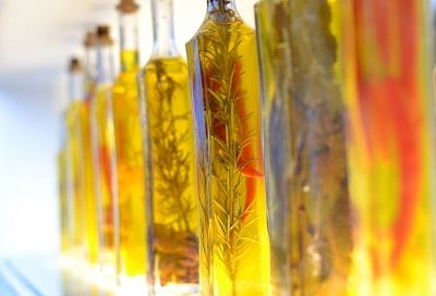 Ароматное масло как в ресторане делаю своими руками. Какие травки можно засунуть в бутылку