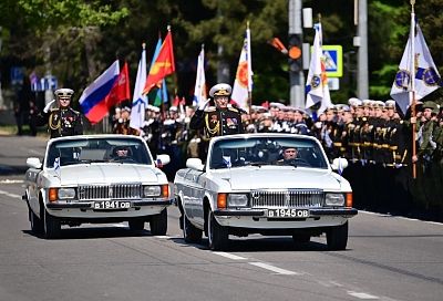 В Новороссийске прошел парад Победы