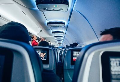 Авиакомпаниям рекомендовали высаживать людей при духоте в самолетах
