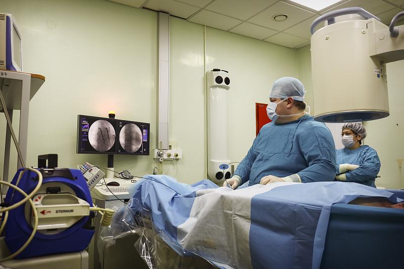 Краснодарские врачи спасли от клинической смерти тяжелого кардиологического больного