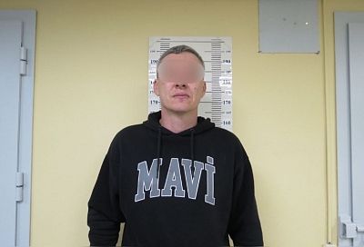 Ругался матом, конфликтовал с пассажирами. Пьяный кубанец устроил дебош на борту самолета Стамбул - Екатеринбург