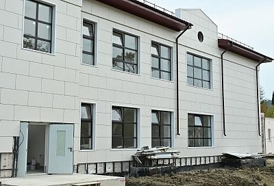 Блок начальной школы строят в поселке Сочи по нацпроекту: объект откроют в 2027 году	