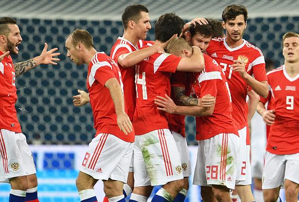 Сборная России по футболу 5 июля прилетает в Сочи перед матчем ЧМ-2018 с Хорватией