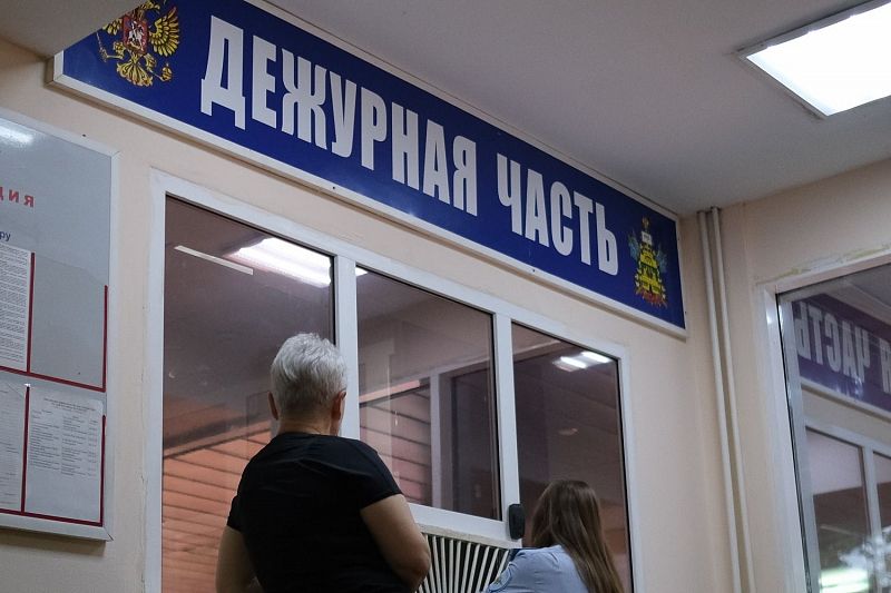 Мошенник под предлогом изготовления мебели похитил у женщины 28 тыс. рублей