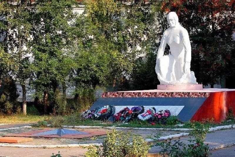 В Краснодарском крае продолжается ремонт 30 памятников Великой Отечественной войны