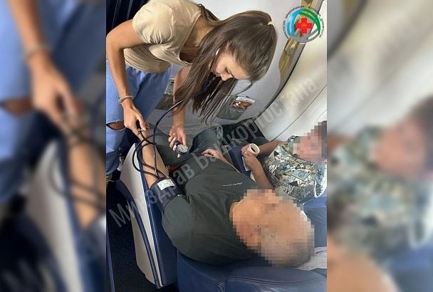 Врач спасла мужчину, потерявшего сознание во время перелета из Уфы в Сочи