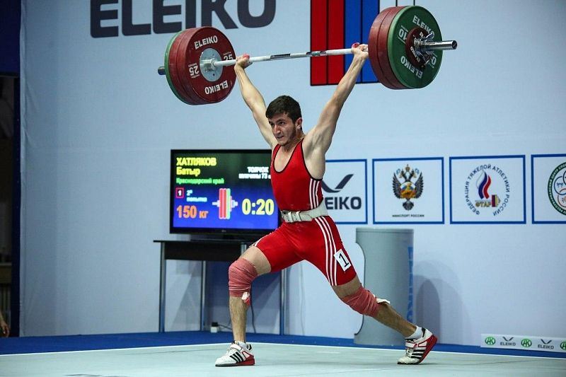 Тяжелоатлеты Краснодарского края привезли 9 медалей с чемпионата в Чечне