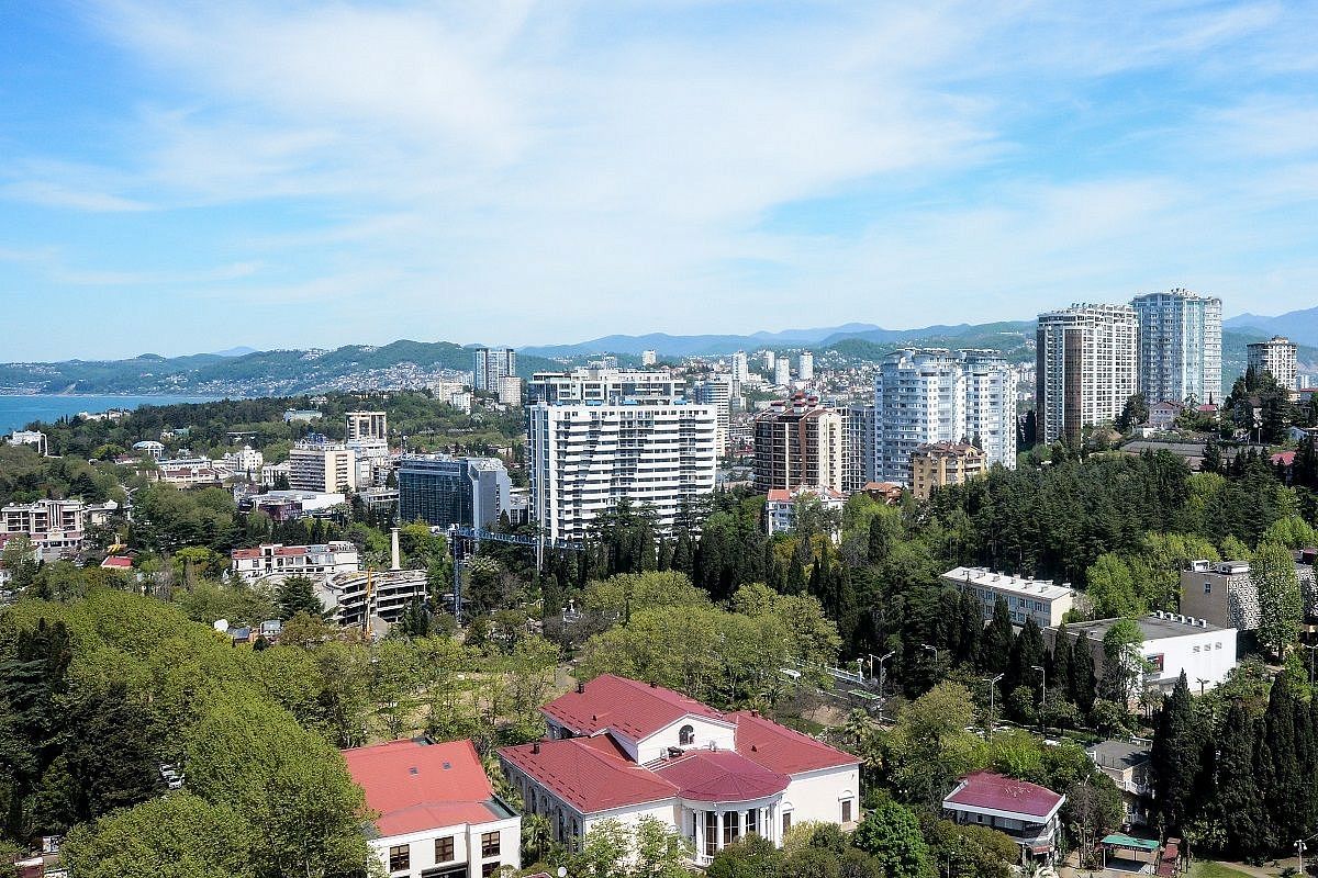 Апартаменты возвращаются: в Сочи каждый третий новый лот без статуса жилья