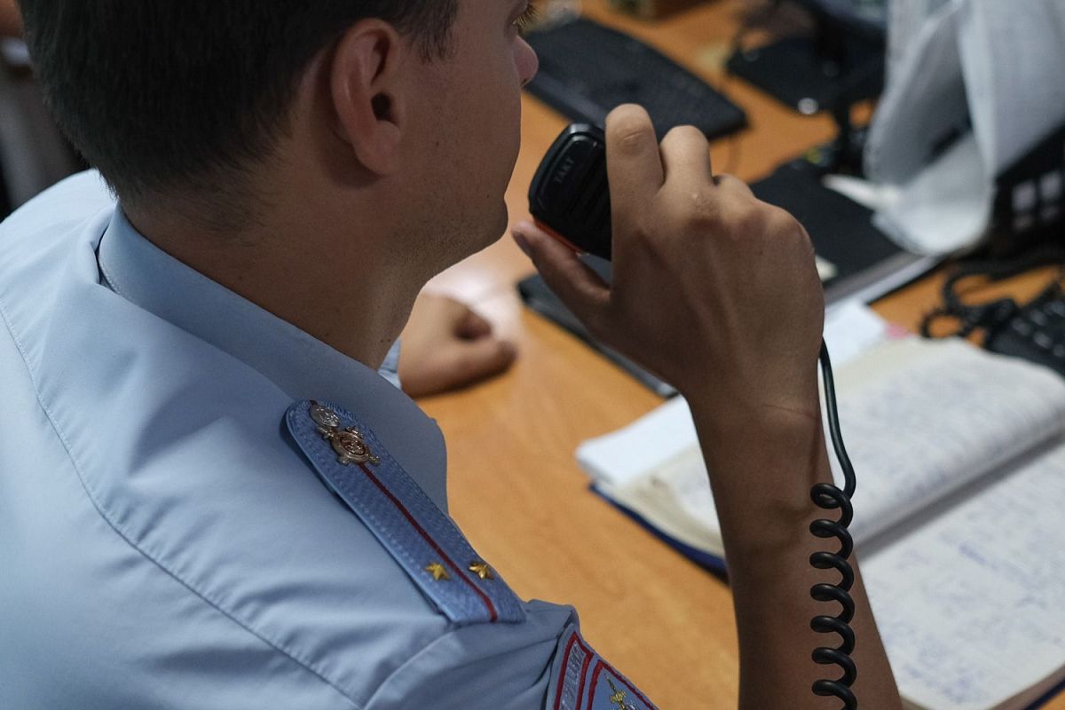 В Краснодаре полицейские задержали молодого человека и девушку с крупной партией героина и метадона