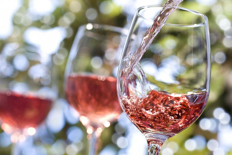 Кубанские розовые вина попали в список лучших в стране