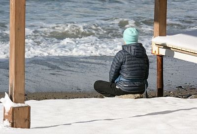 Дождь, мокрый снег, гололедица и волны до 2,5 метров. В Сочи нагрянет непогода