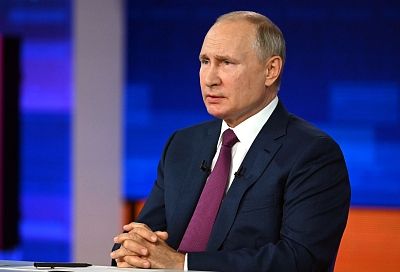 Путин призвал Украину немедленно прекратить боевые действия и вернуться за стол переговоров