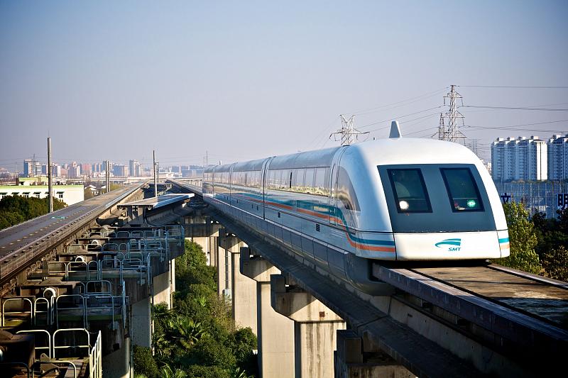 В Китае начали прокладку путей для поездов, которые будут разгоняться до 1000 км/ч