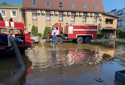 Более 600 человек остаются в пунктах временного размещения после разгула стихии в Краснодарском крае