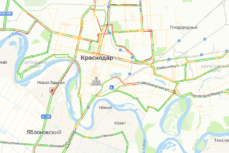 Два автомобильных затора образовались на въезде в Краснодар со стороны Адыгеи