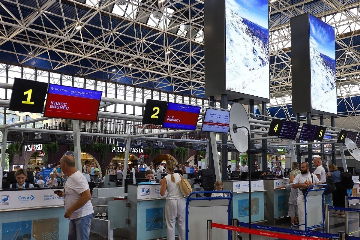 В аэропортах Сочи, Краснодара и Геленджика сняли ограничения полеты