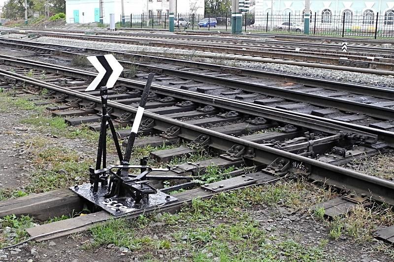 Жителю Краснодарского края грозит два года тюрьмы за кражу деталей с железной дороги на 3 тыс. рублей
