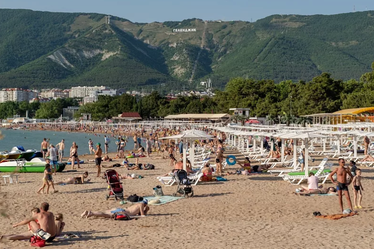 На каких курортах Краснодарского края самая теплая вода в море