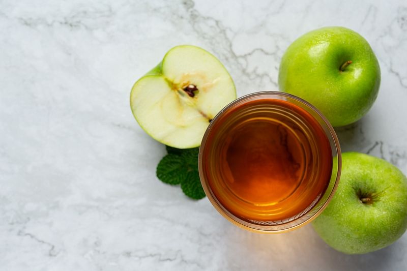 Пейте это, чтобы не болеть: вы полюбите напиток из яблок и имбиря вместо обычного чая!