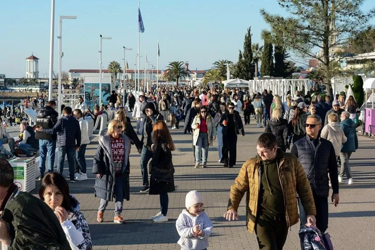 Сочи в новогодние праздники готовится принять около 270 тысяч туристов