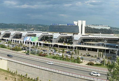 В аэропорту Сочи усилят меры безопасности: какие предметы запретят брать в самолет