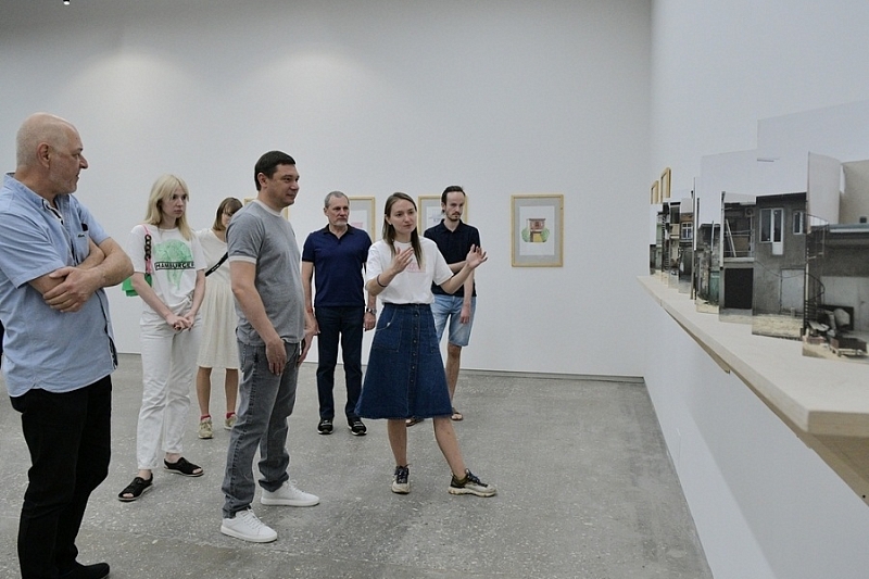 Мэр Краснодара встретился с краснодарскими художниками и скульпторами в ЦСИ «Типография»