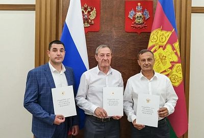 Три работника транспортной отрасли Краснодарского края получили благодарственные письма Президента РФ