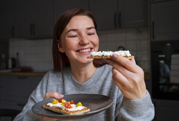 Понял, что советы «откажись от этих 10 продуктов, и похудей» – для тупых: теперь худею без голодовки – вот в чем секрет