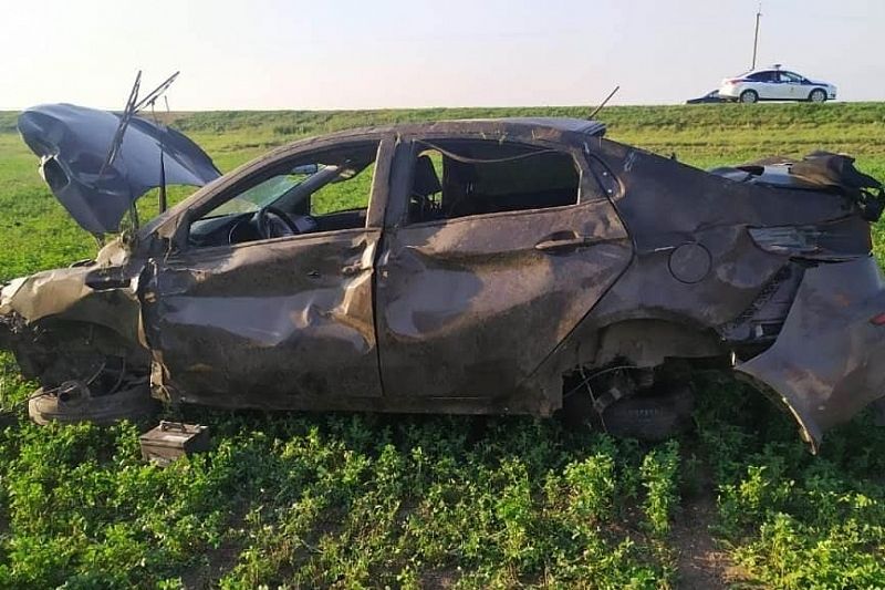 В Краснодарском крае муж с женой погибли в страшном ДТП, их дочь - в больнице