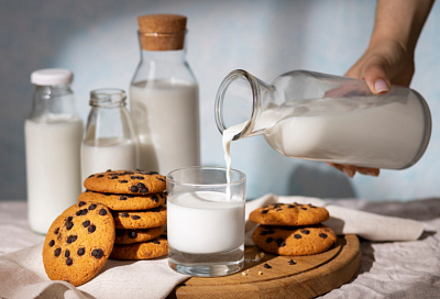 Учёные создали светящийся сенсор, который быстро находит антибиотики в молоке