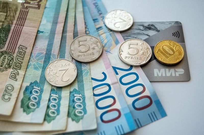 Средняя предлагаемая зарплата на Кубани почти на 5 тысяч ниже, чем в целом по России