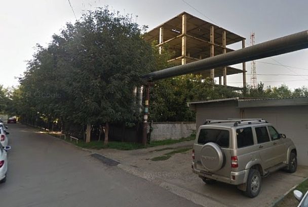В Краснодаре 7-летний ребенок упал с третьего этажа недостроенного здания