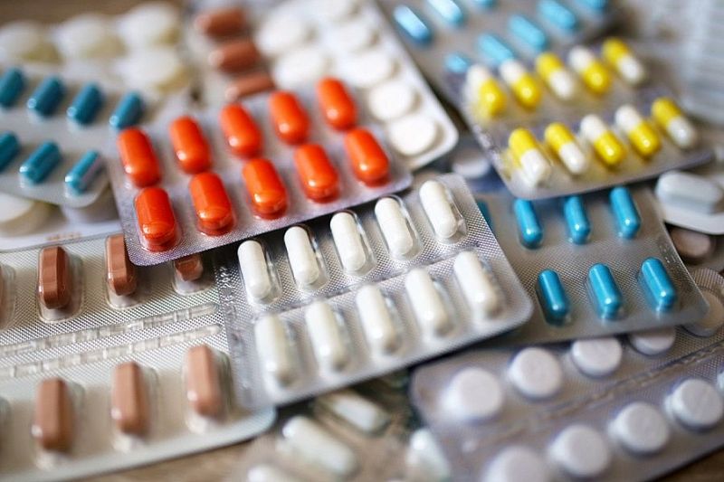 Более 4,5 тысячи пациентов с COVID-19 получили наборы препаратов для лечения на дому в Краснодарском крае