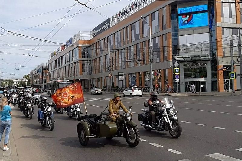 Участники международного мотомарша «Дороги Победы» побывали в Краснодаре