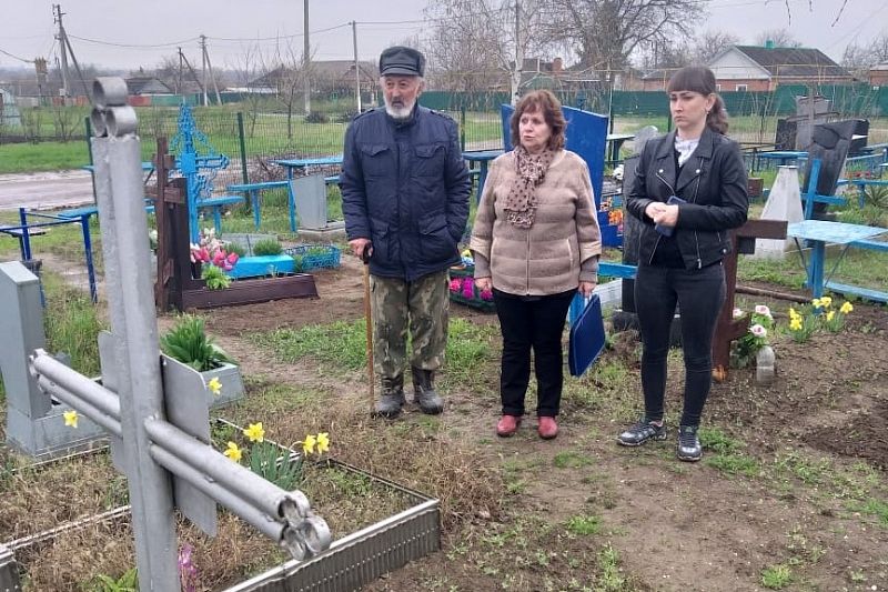 Активисты «Единой России» установят памятник ветерану ВОВ в Староминском районе