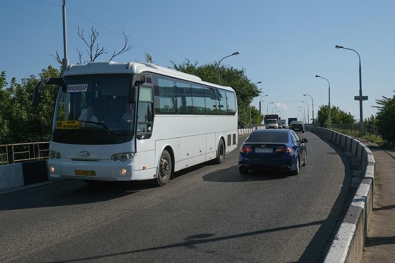 Движение автобусов и большегрузов по Яблоновскому мосту закроют 12 июля