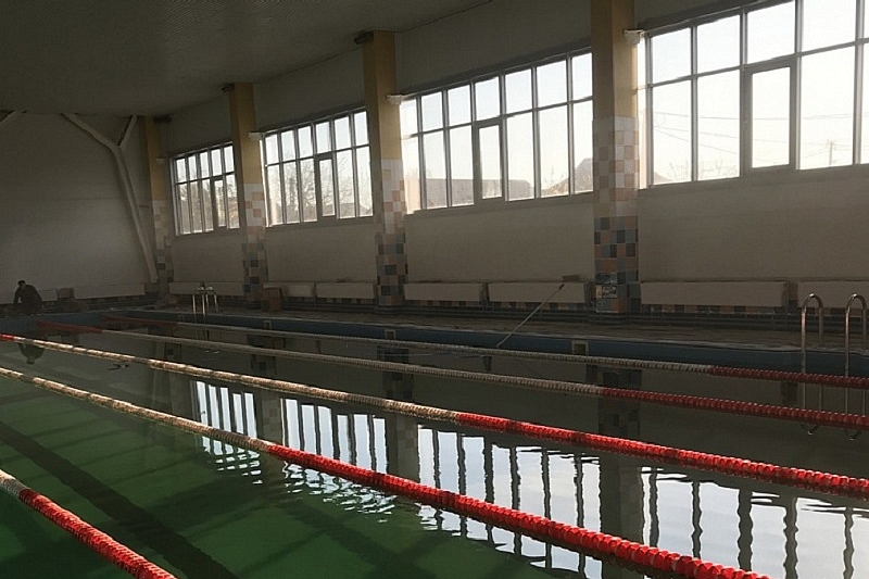 В Динском районе до конца года завершат строительство бассейна за 132 млн рублей