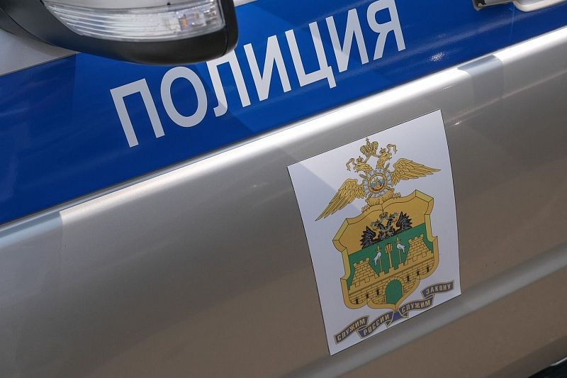 В Краснодаре пьяный мужчина приехал за ребенком в детский сад. Его задержала полиция