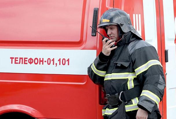 В Новороссийске из-за пожара в многоквартирном доме эвакуировали 16 человек