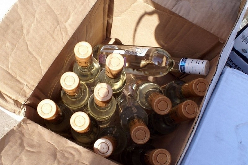 В Краснодарском крае предпринимателей оштрафовали на 32 млн рублей за торговлю контрафактным алкоголем