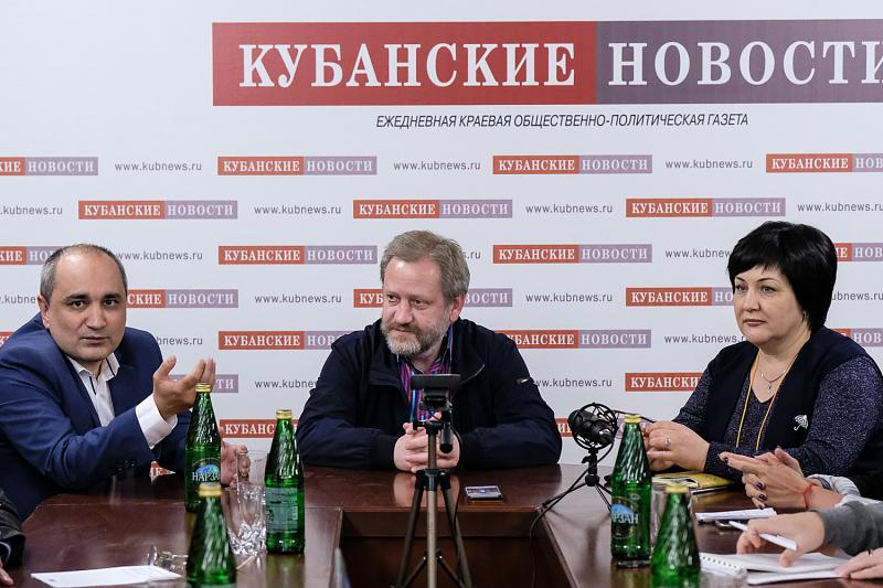 Главный редактор «КН» Евгений Хомутов, Алекcей Вишневецкий и Диана Горбань, председатель союза журналистов Кубани 