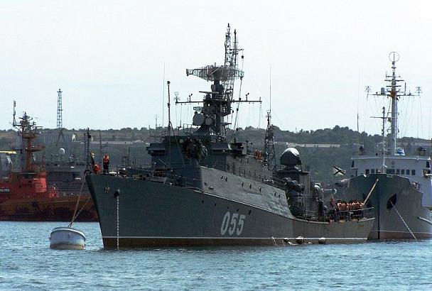 Черноморский флот следит за кораблями НАТО в Черном море 