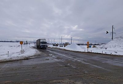 Проезд по участку дороги в Темрюкском районе открыт после расчистки снега