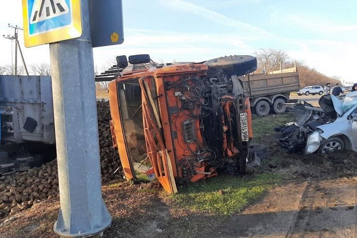 На Кубани пойдет под суд водитель грузовика, угробивший в ДТП двух человек