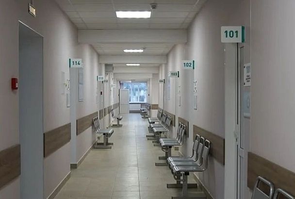 В Крымском районе отремонтировали поликлинику