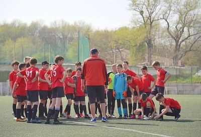 В Краснодарском крае работают более пяти тысяч тренеров