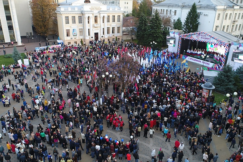 В Краснодарском крае в День народного единства в патрули выйдут 1,5 тысячи полицейских